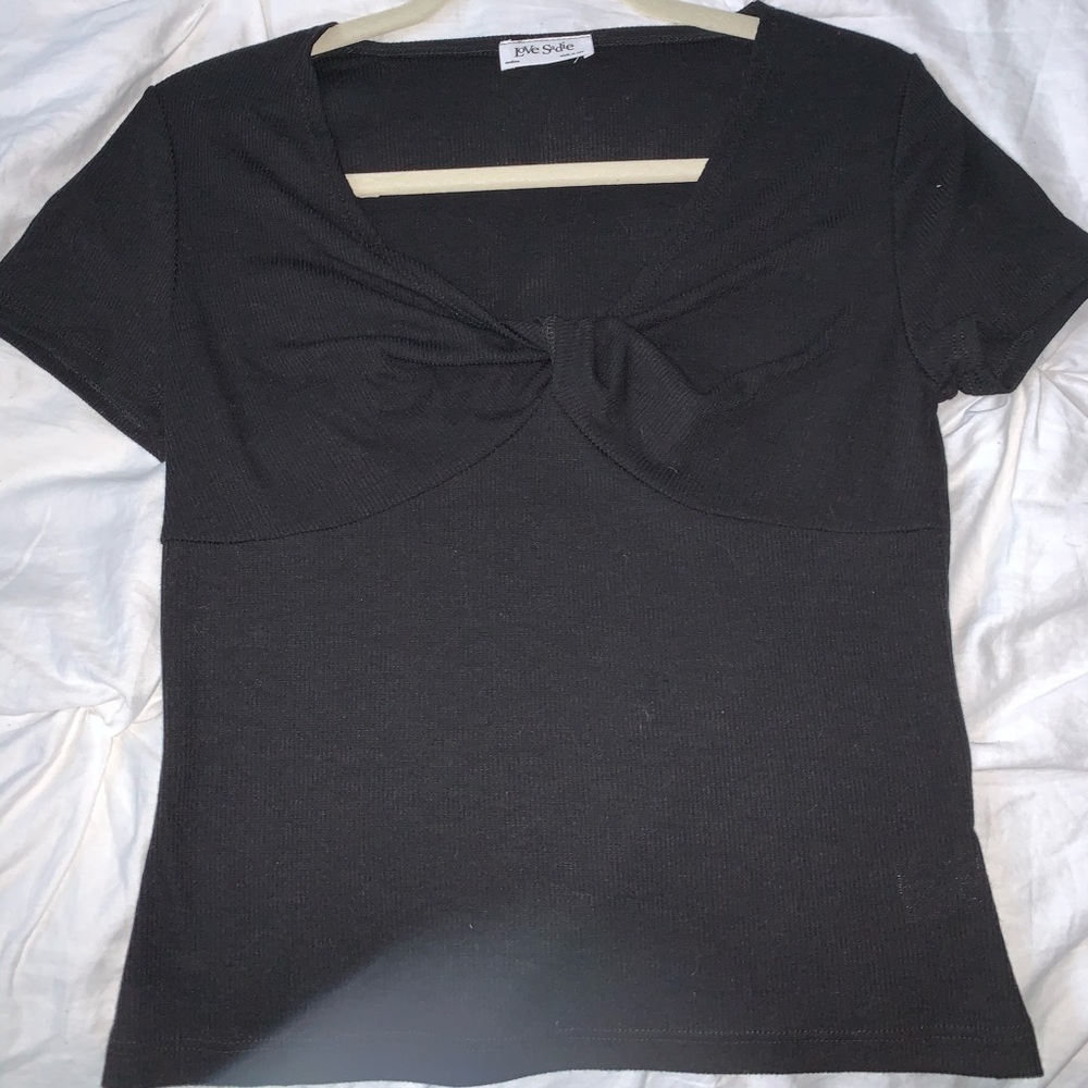 Love Sadie Ribbed Black Shirt